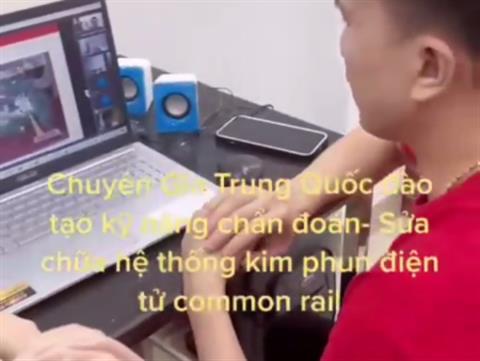 Chuyên Gia Trung Quốc đào tạo trực tuyến hỗ trợ Ae đã sử dụng thiết bị phần mềm DTS